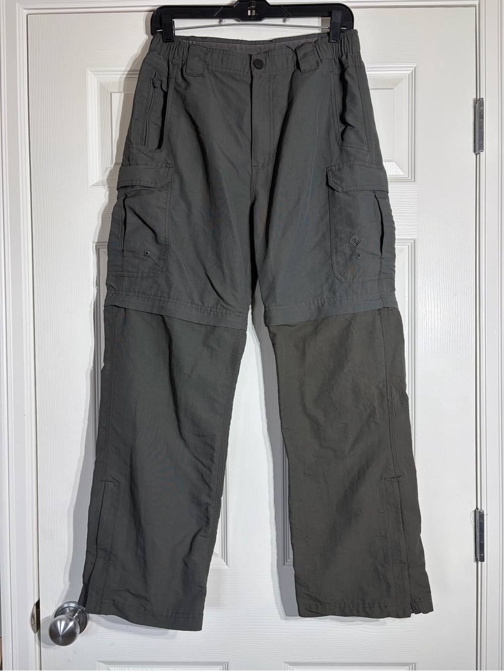 Venturing Uniform Switchbacks Convertible Cargo Pants Small